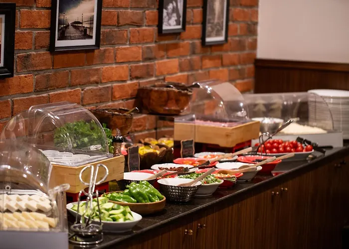 Hay Alsancak מלון