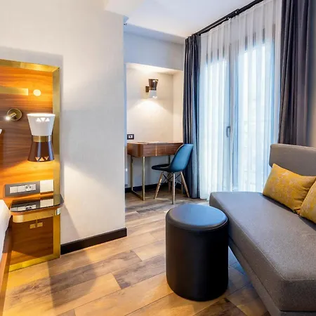 Hay Alsancak Hotel