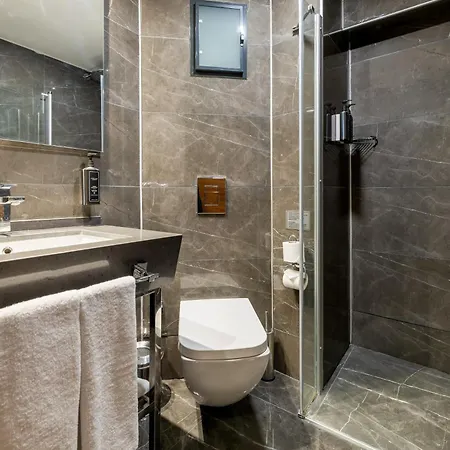 Hotel Hay Alsancak 3*