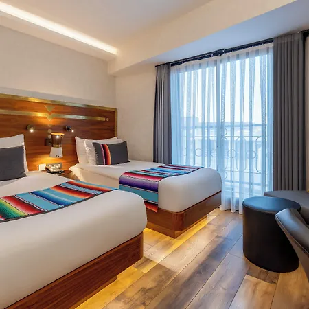 Hotel Hay Alsancak 3*