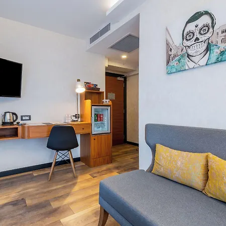 Hotel Hay Alsancak 3*