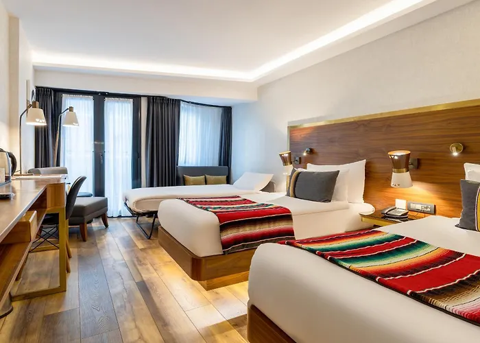 Hay Alsancak Hotel 3*
