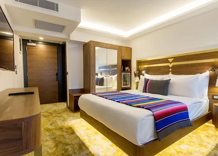 Hay Alsancak Hotel 3*