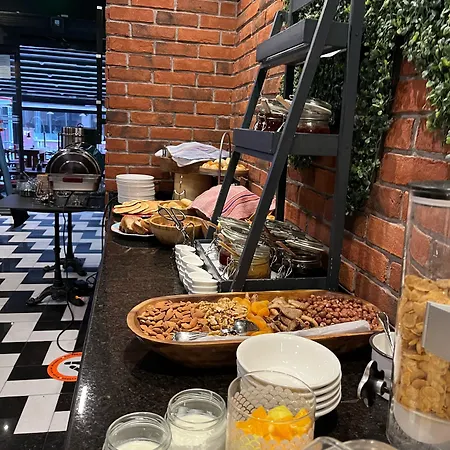 Hay Alsancak Hotel Smirne