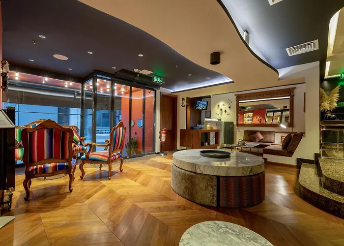 Hotel Hay Alsancak 3*